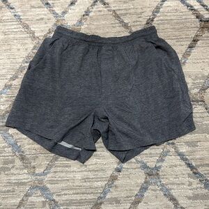 Lululemon 5” pace breaker short size M
